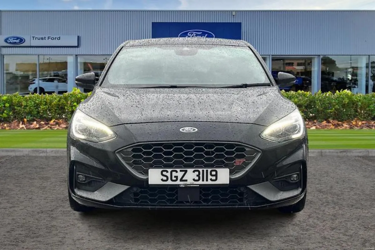 Ford Focus 2.3 EcoBoost ST 5dr- Panoramic Sunroof - Image 6