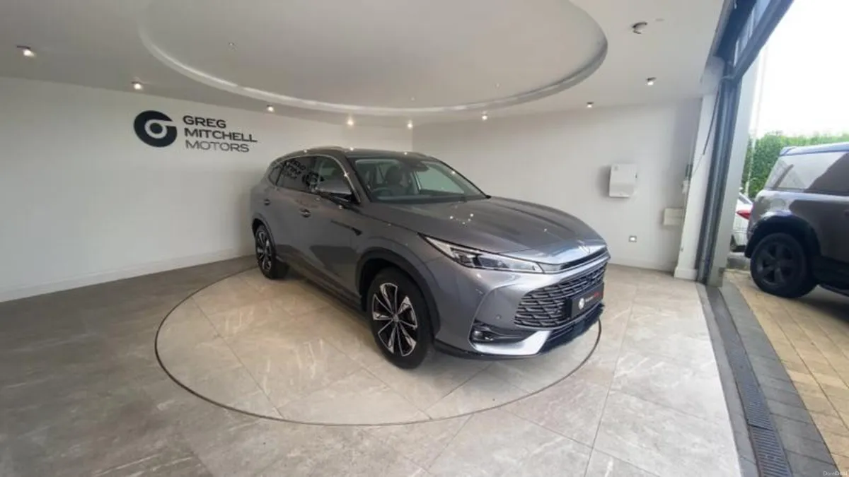 MG HS 1.5 T-GDI Hybrid+ Trophy 5dr Auto - Image 2
