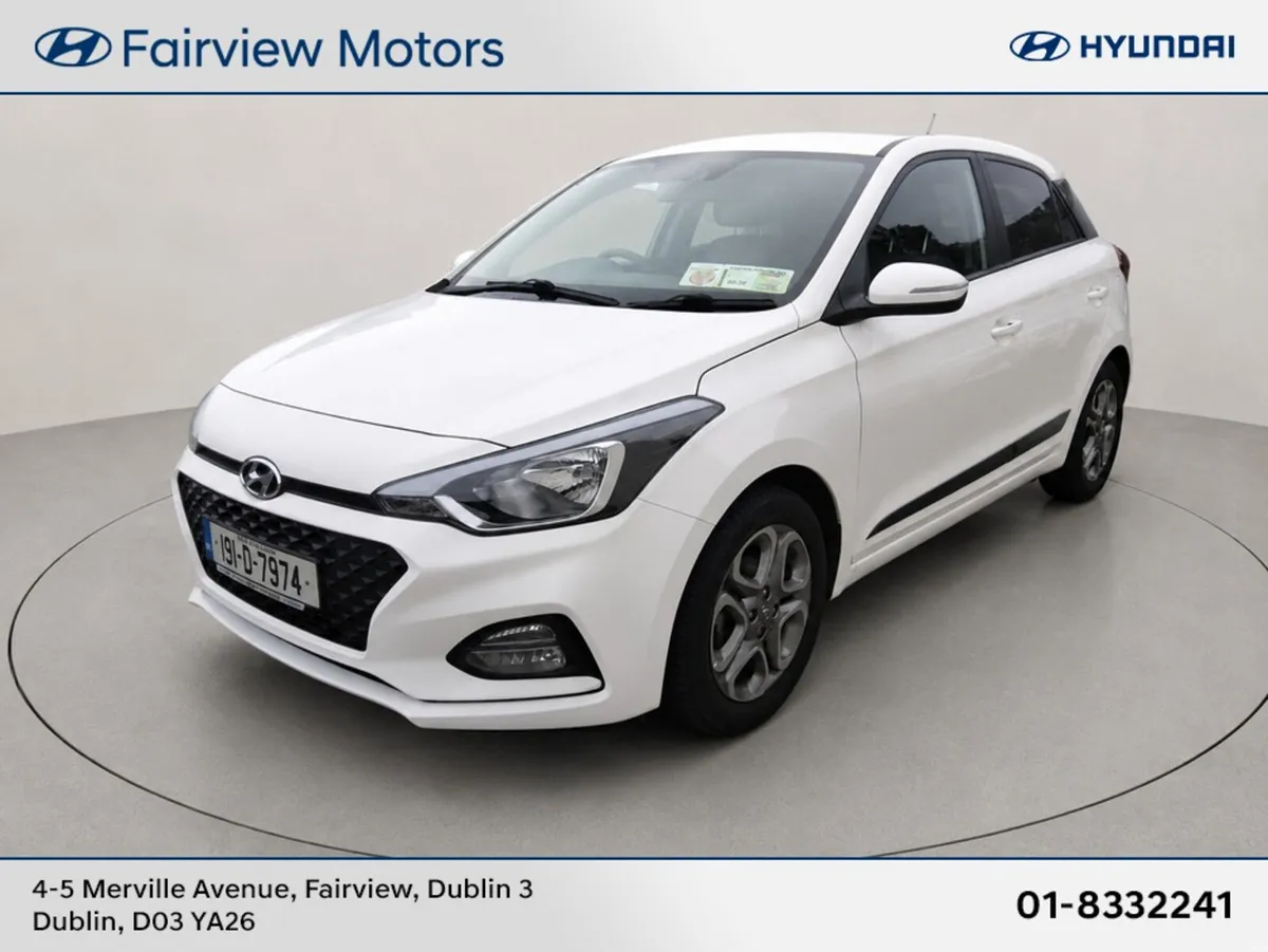 Hyundai i20 DELUXE ** Only 25k kms ** - Image 3