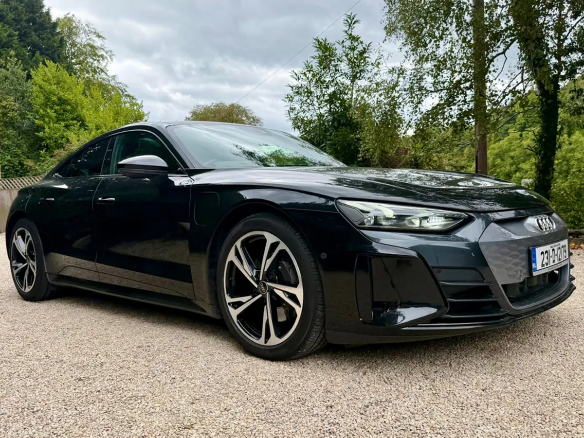 Audi e-tron GT quattro GT 530PS QUATTRO * Bang and - Image 2