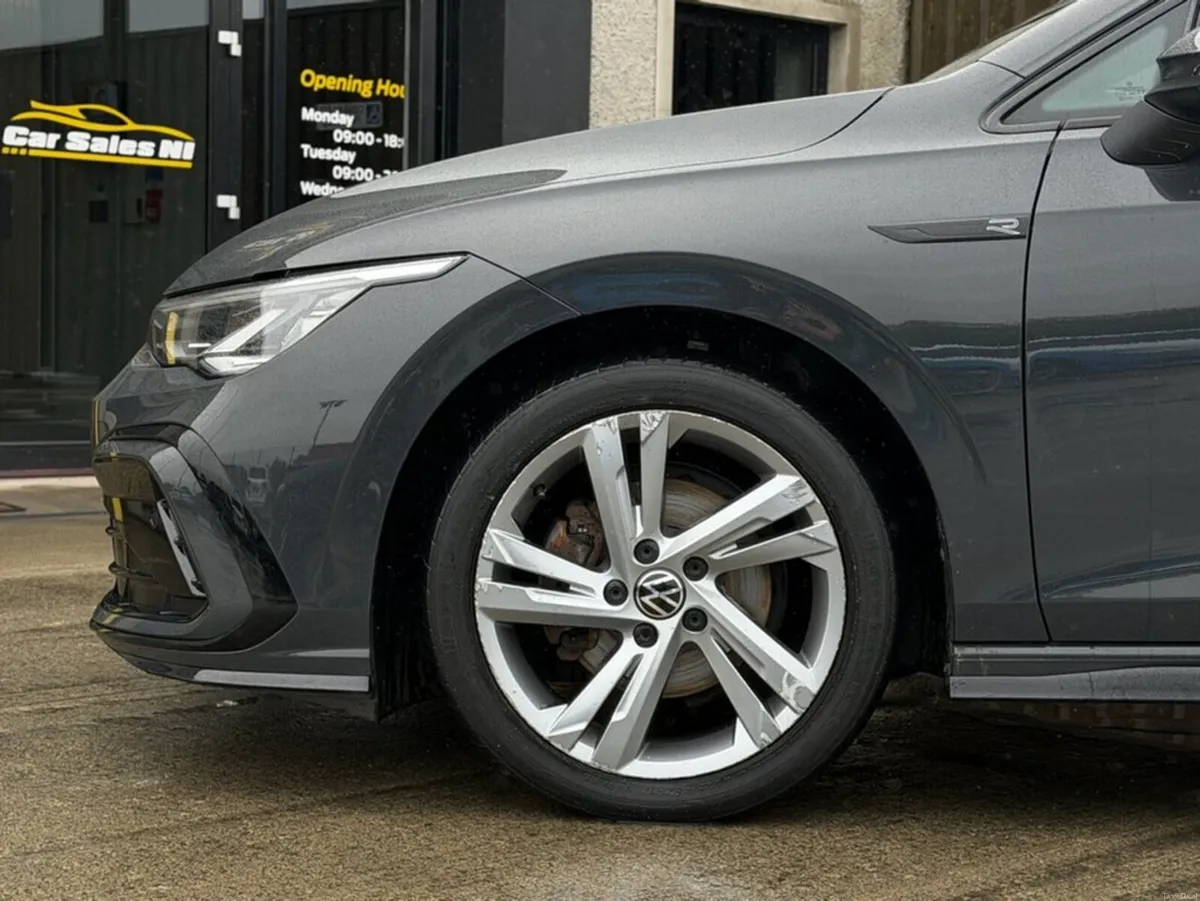 Volkswagen Golf R-LINE TSI - Image 6