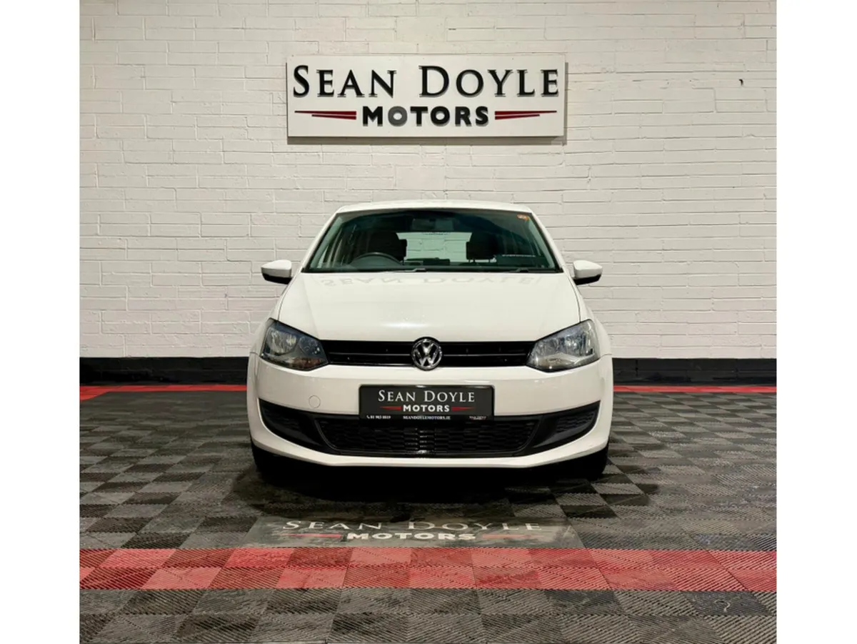 Volkswagen Polo 2014 1.2 TSI PETROL AUTOMATIC - Image 2