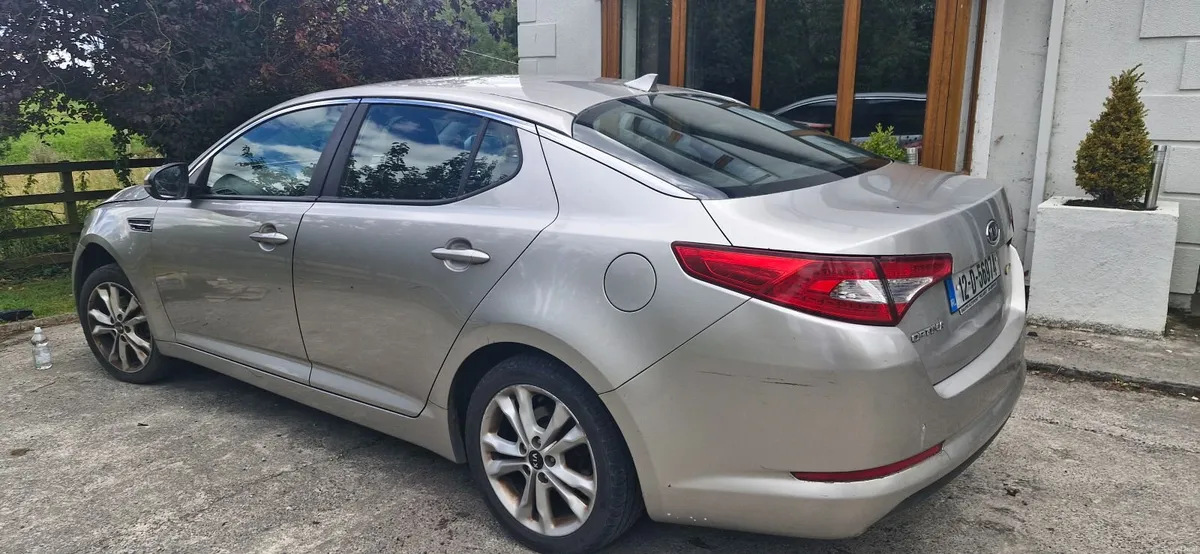 Kia Optima 2012 - Image 1