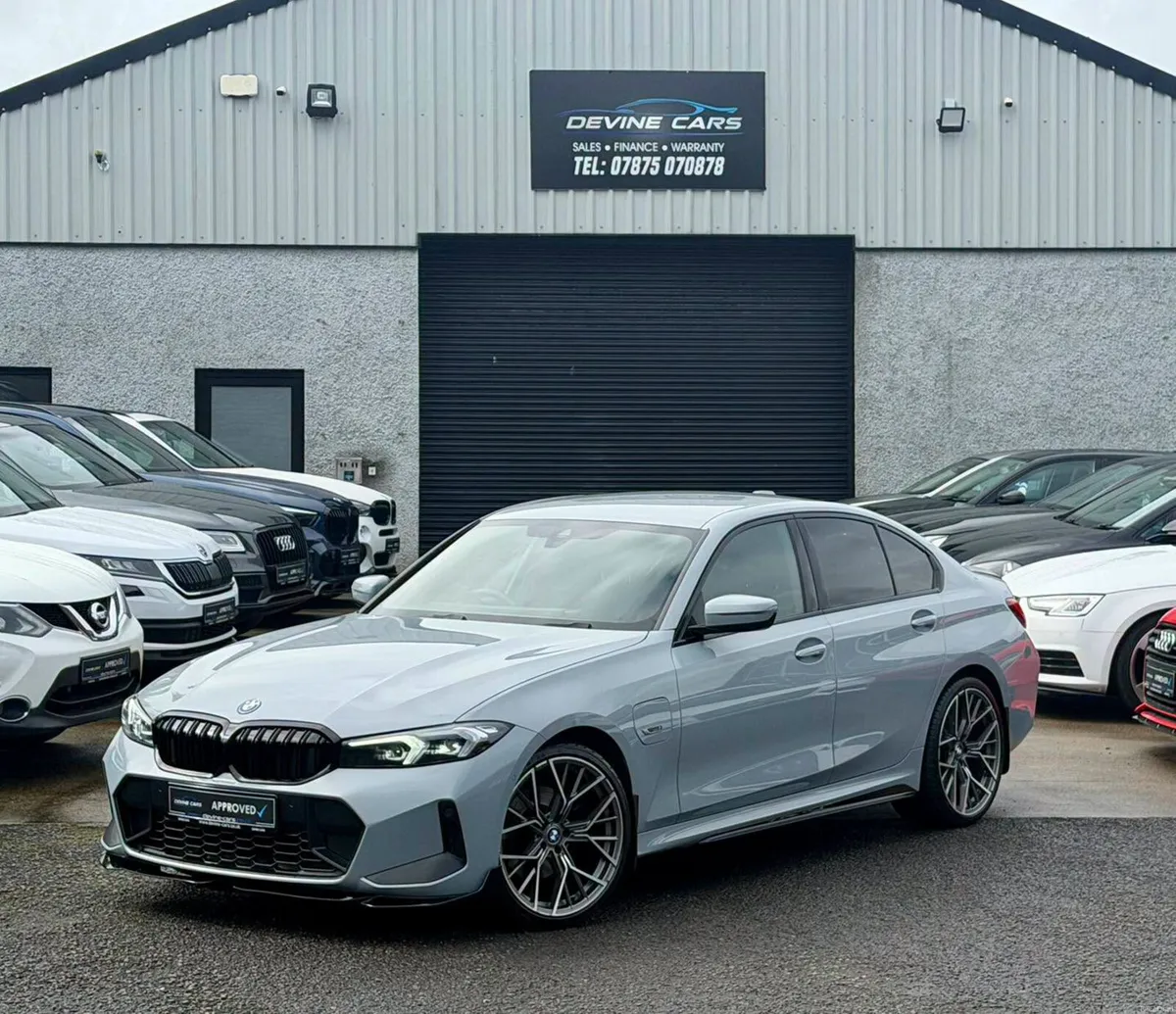 BMW 3-Series 2023 - Image 3