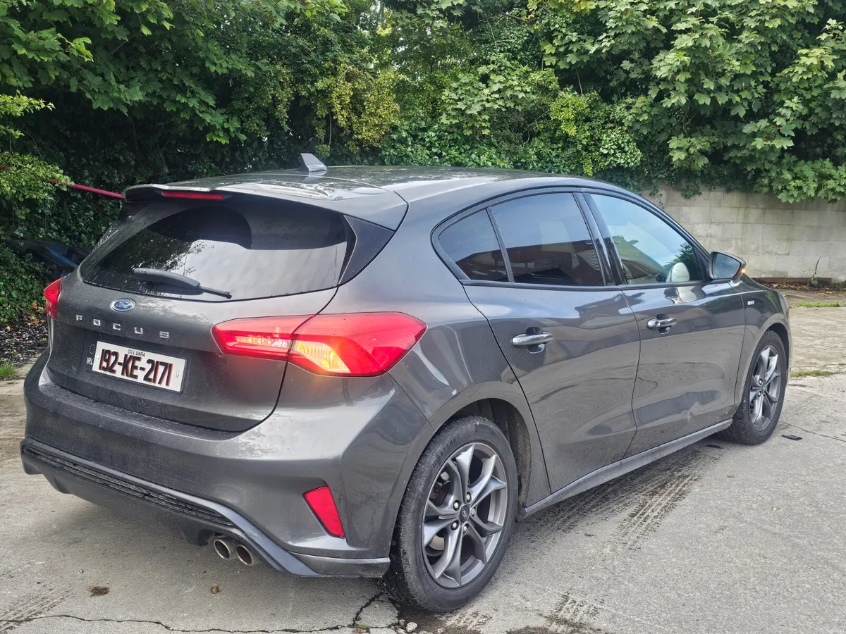 Ford Focus 2019 st-line petrol ⛽️ €10900 - Image 6