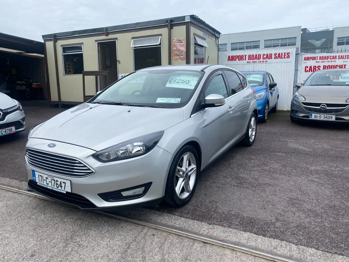 Ford Focus 2017 1LTR PETROL - Image 1
