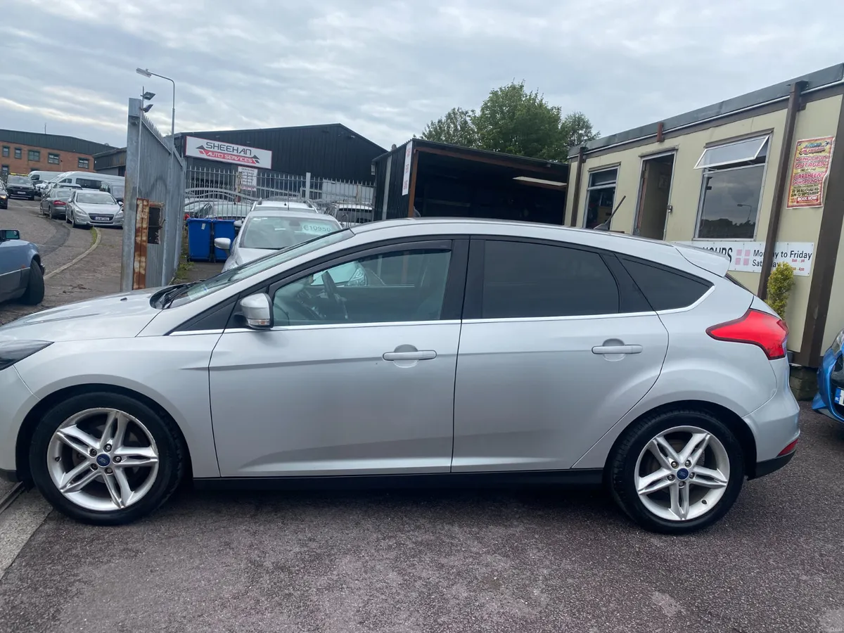 Ford Focus 2017 1LTR PETROL - Image 6