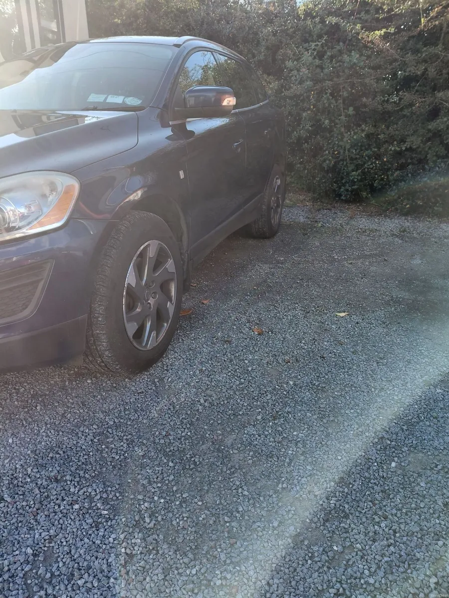 Volvo XC60 2012 - Image 3