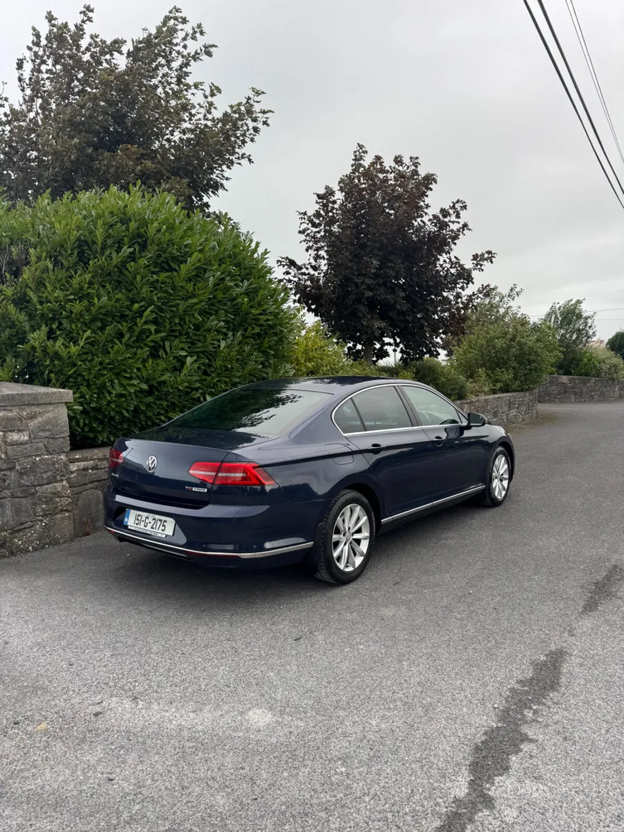 Volkswagen Passat 2015 - Image 3