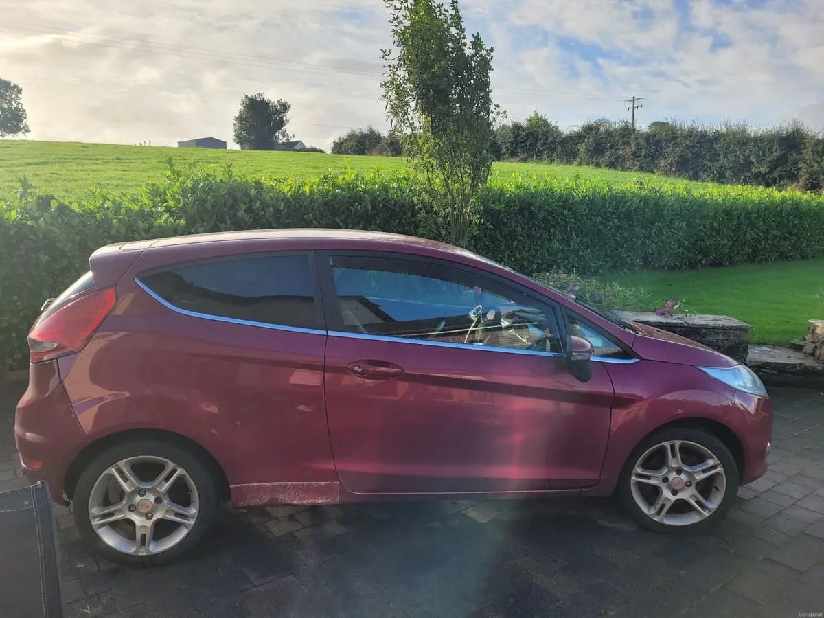 Ford Fiesta 2009 - Image 4