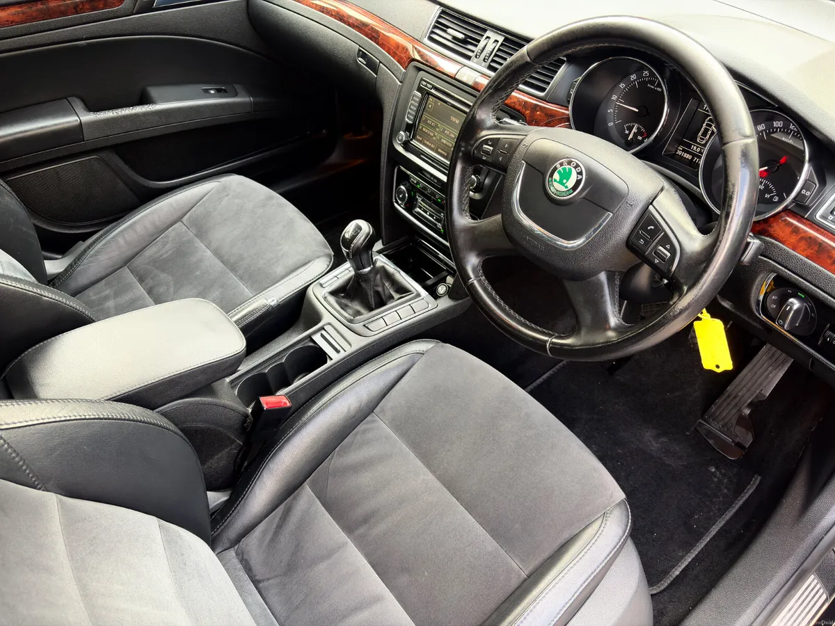 Skoda Superb 2010 1.9 TDI new nct 5/27 tax 9/26 - Image 2