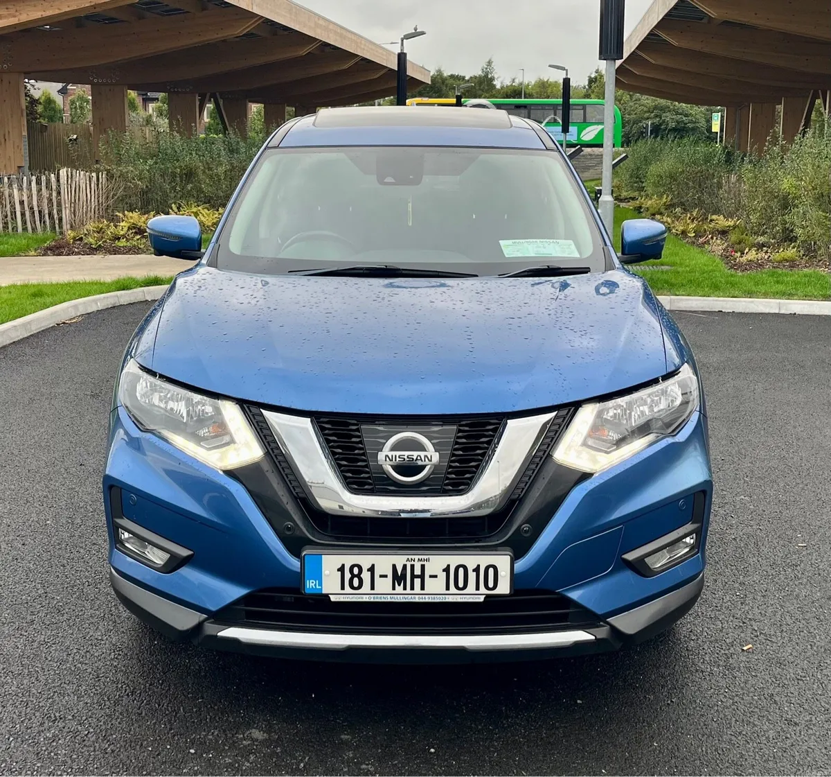 2018 Nissan X-trail SV 7 Seater - Image 2