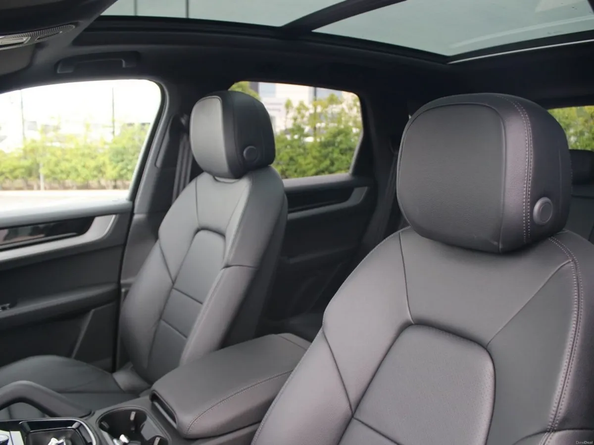 Porsche Cayenne E-Hybrid - Image 5