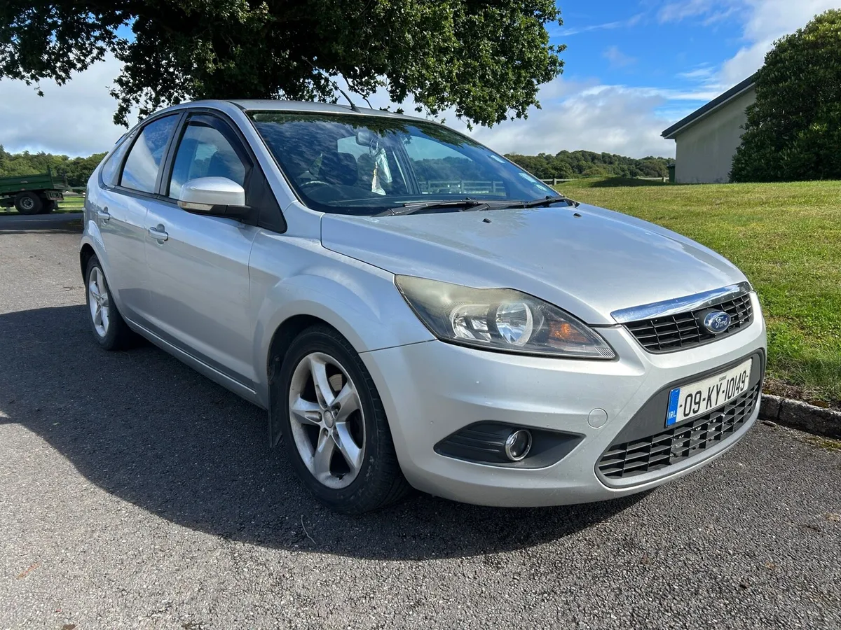 2009 Ford Focus Zetec.. Long NCT & New Service - Image 4