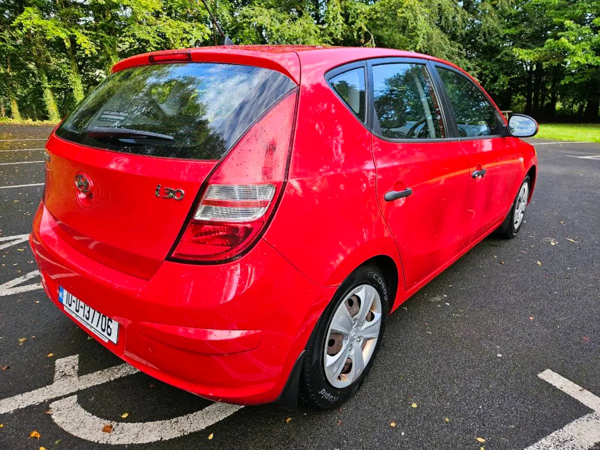 Hyundai i30 - Image 6
