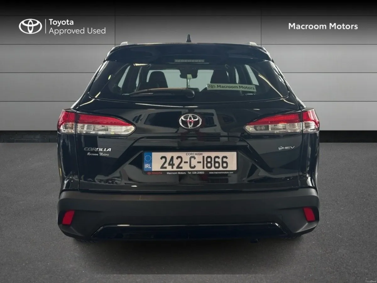 Toyota Corolla Cross CROSS 1.8 LUNA - Image 4