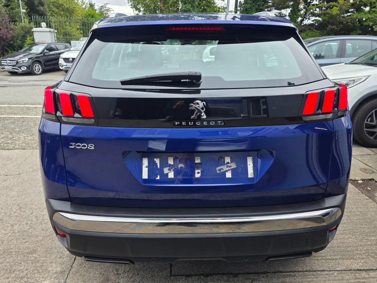 2019 PEUGEOT 3008 ACTIVE 1.2 PETROL MANUAL 130BHP - Image 5