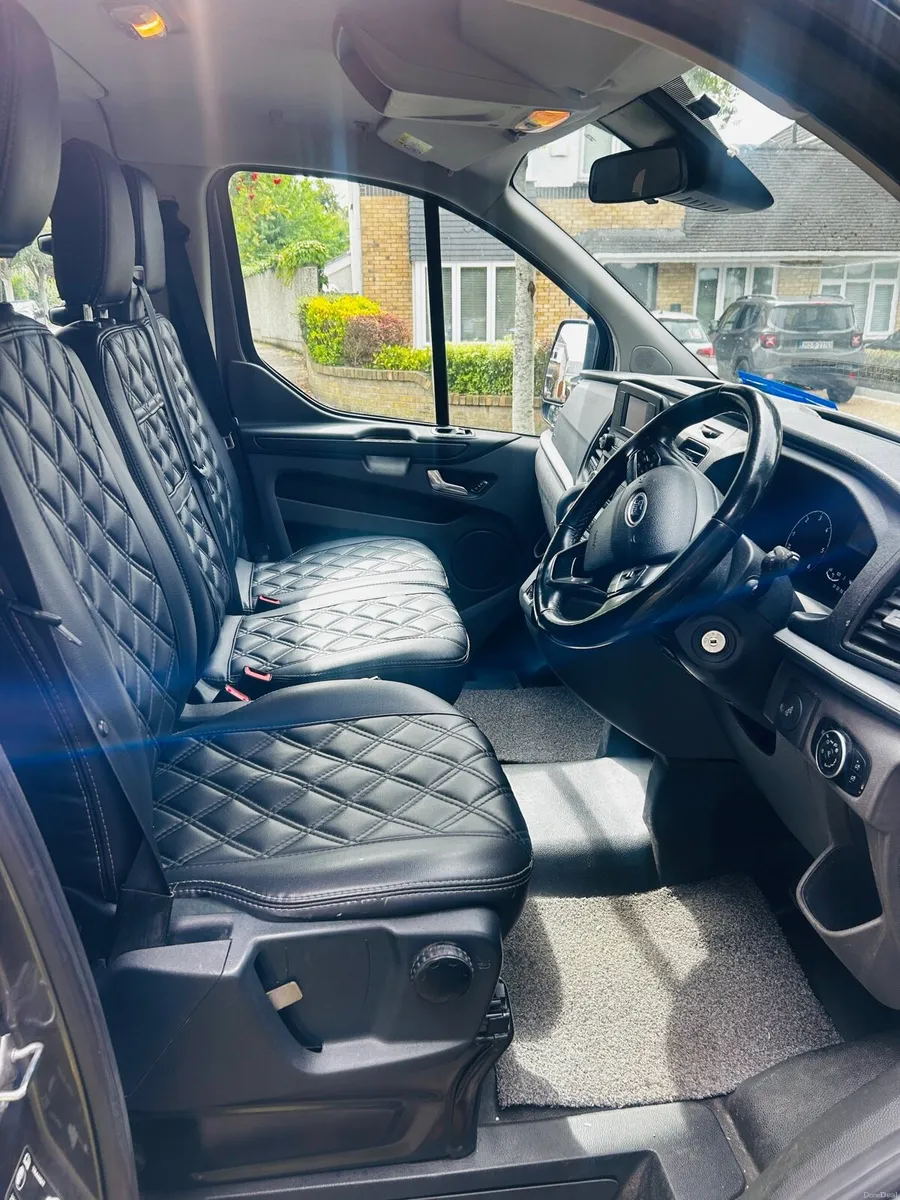 Ford Custom MPV 9-Seats - Image 3