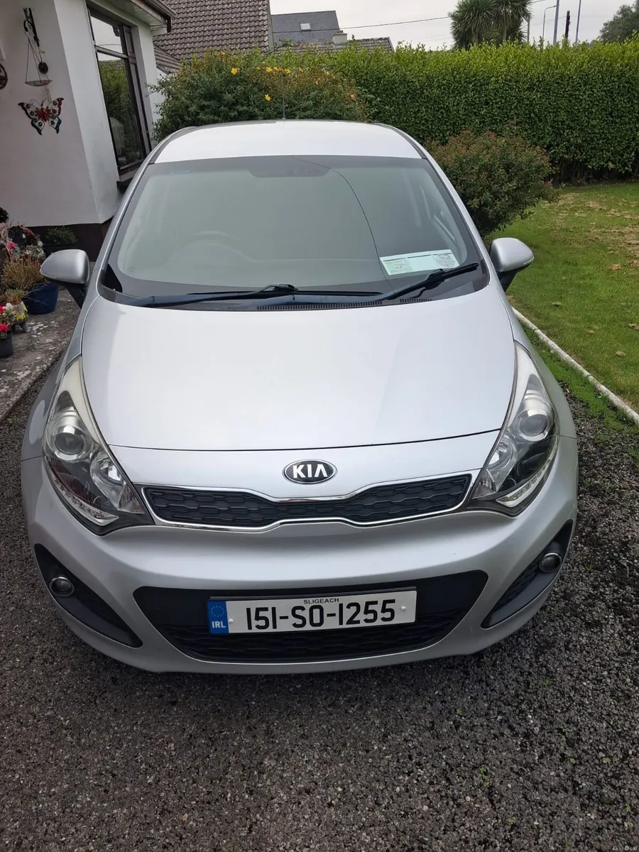 2015 Kia Rio - Image 2