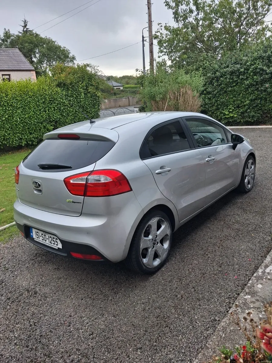 2015 Kia Rio - Image 4