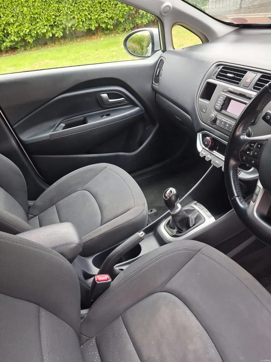 2015 Kia Rio - Image 6
