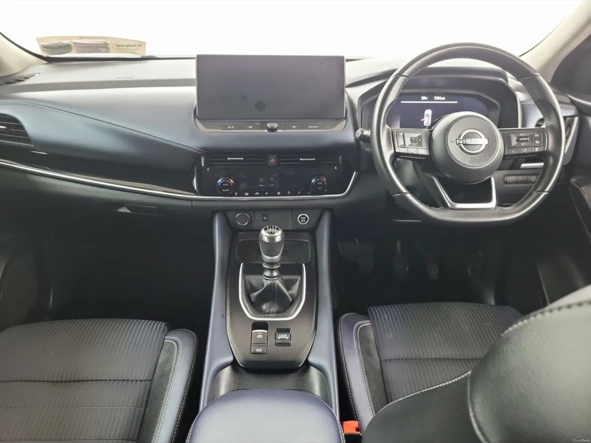 Nissan Qashqai 1.3 PET MILD HYBRID SV PREMIUM - Image 3