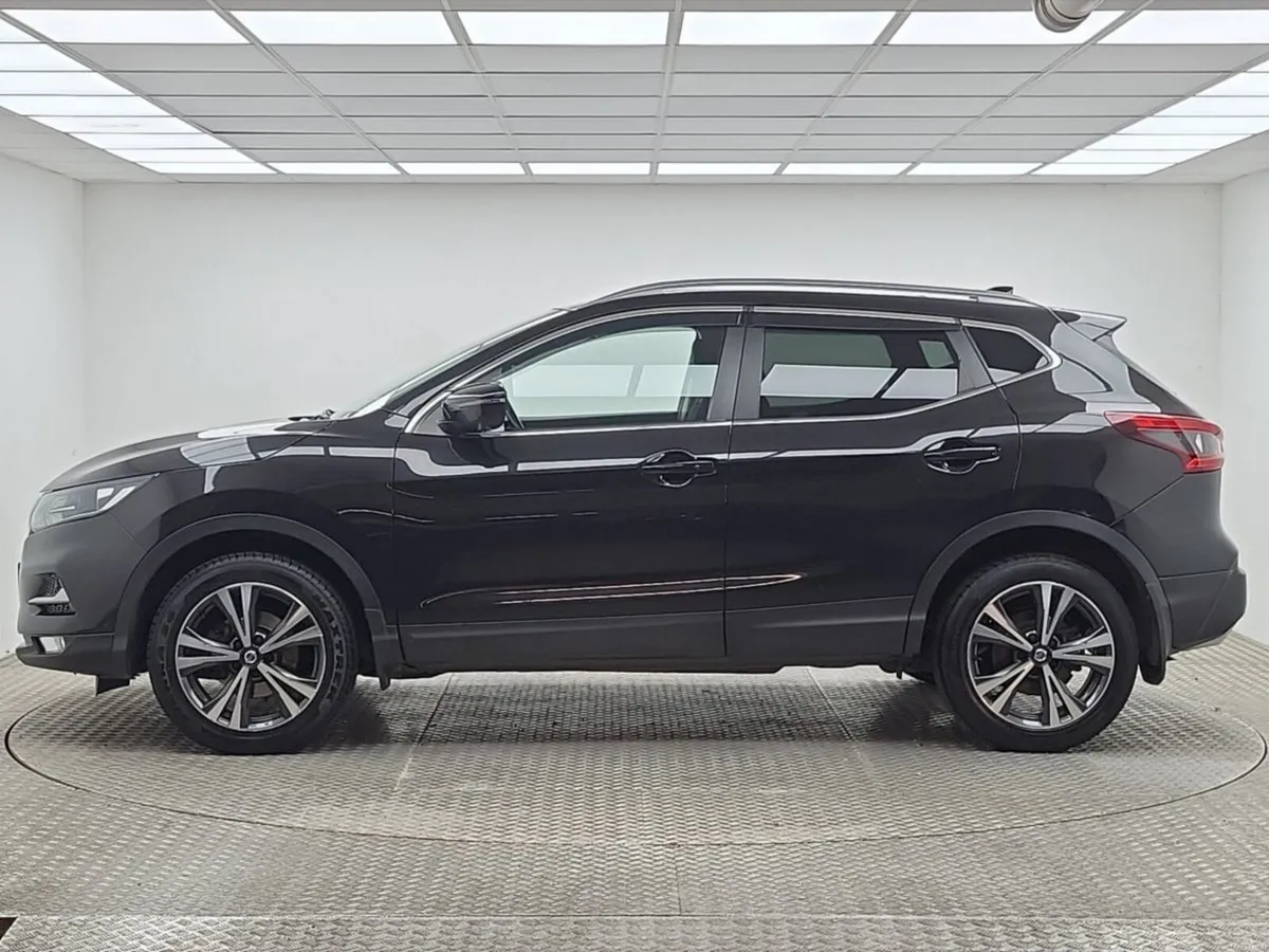 Nissan Qashqai 1.3 PET SV PREMIUM - Image 5