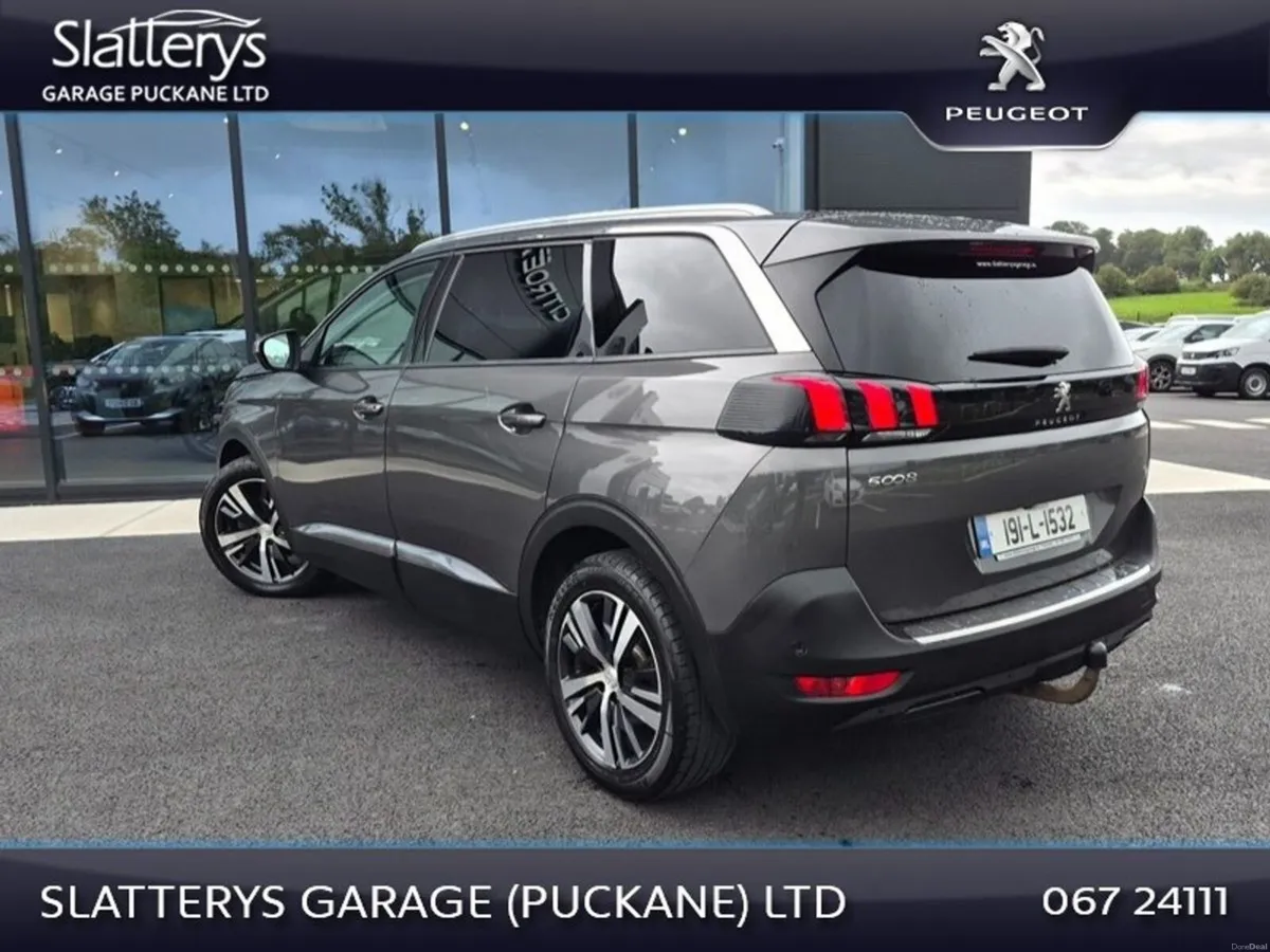 Peugeot 5008 1.5 BlueHDi 130bhp Allure - Image 3