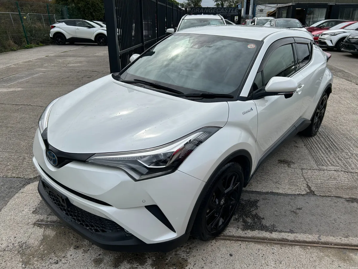 TOYOTA CHR 2019, 1.8 HYBRID AUTO LOW KMS HIGH SPEC - Image 3