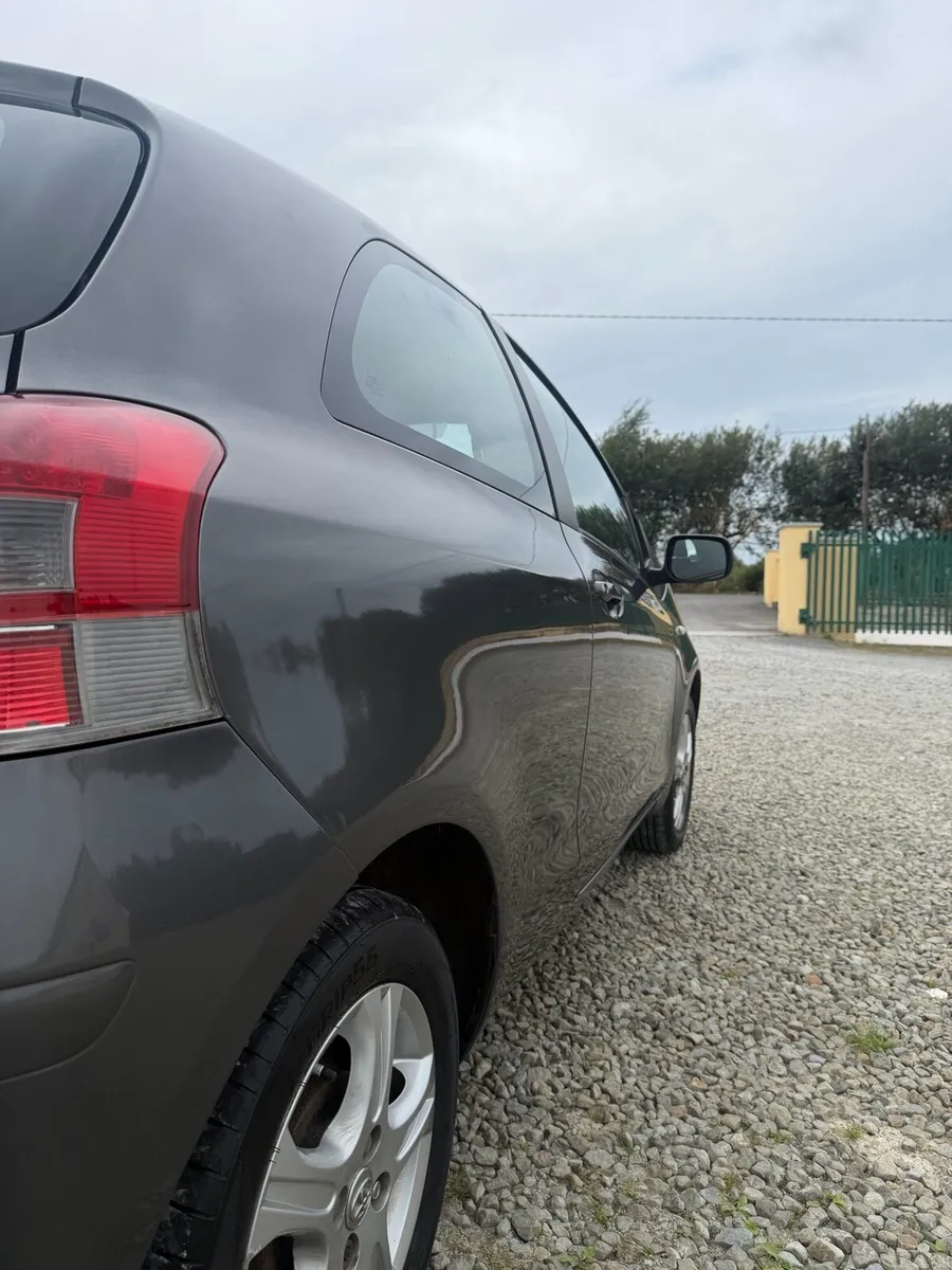Toyota Yaris 2010 taxed and tested - Image 3