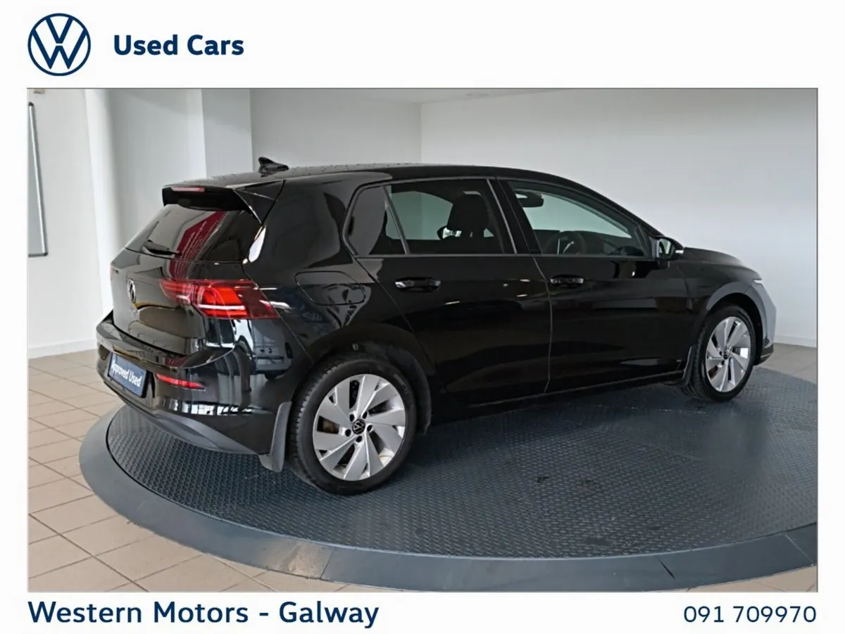 Volkswagen Golf GOLF LAUNCH EDITION 2.0 TDI 115HP - Image 3