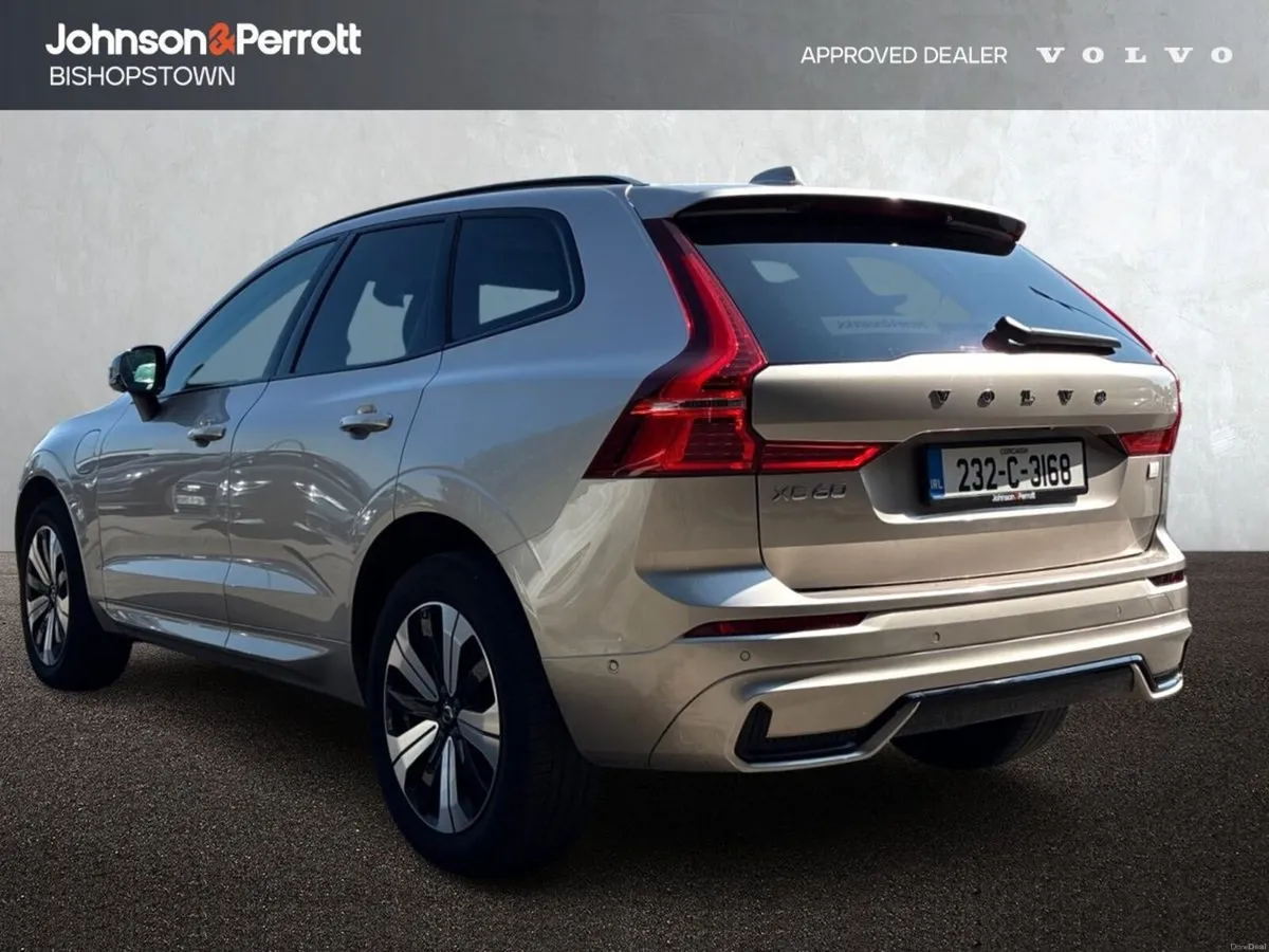 Volvo XC60 T6 350hp AWD Plus Dark (Two Year Volvo - Image 3