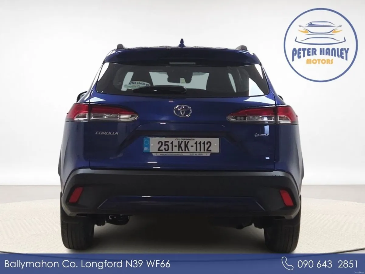 Toyota Corolla Cross 1.8 Hybrid Luna Hatchback - Image 6