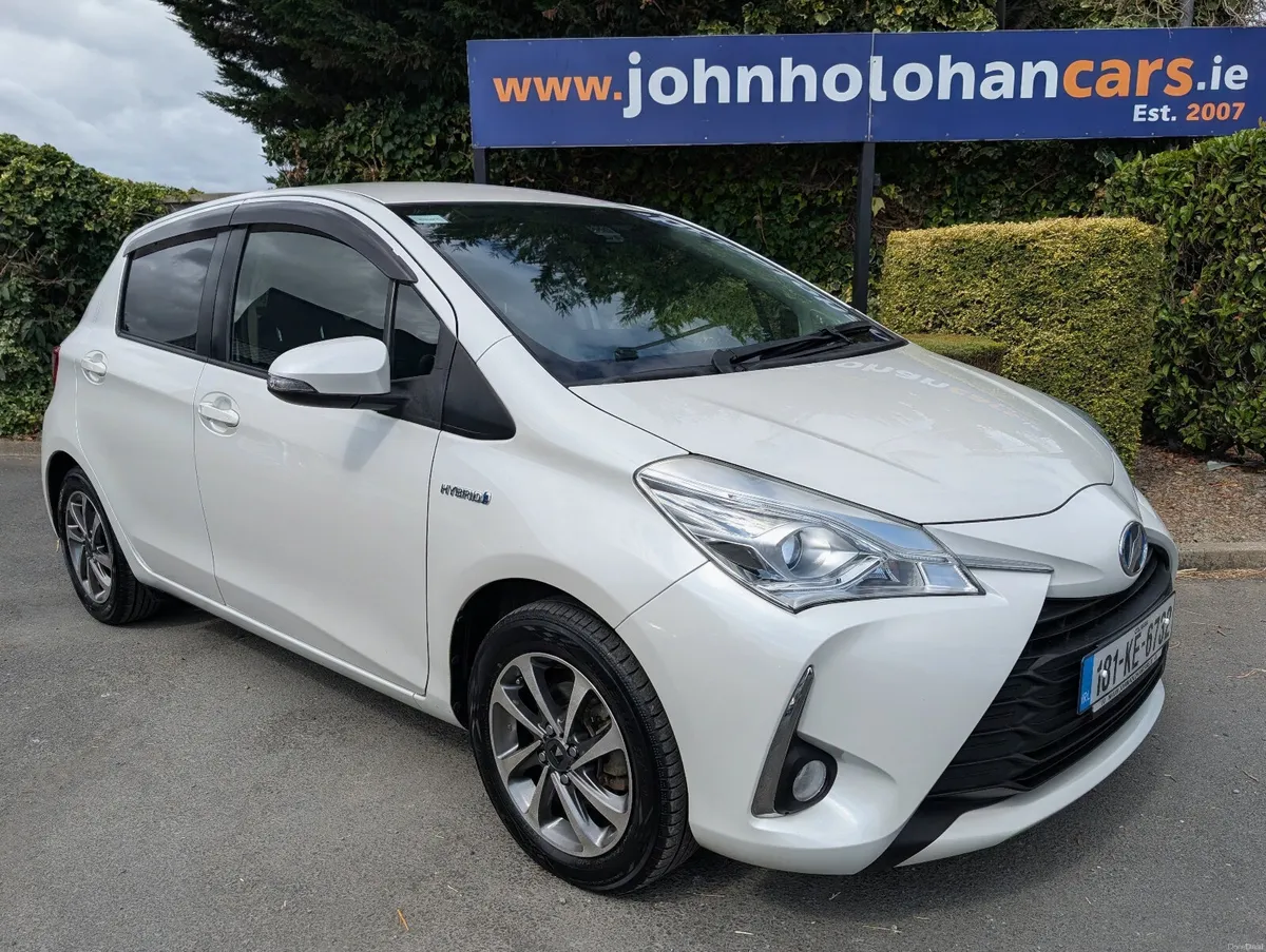Toyota Vitz Highbrid /181KE6732/ - Image 1