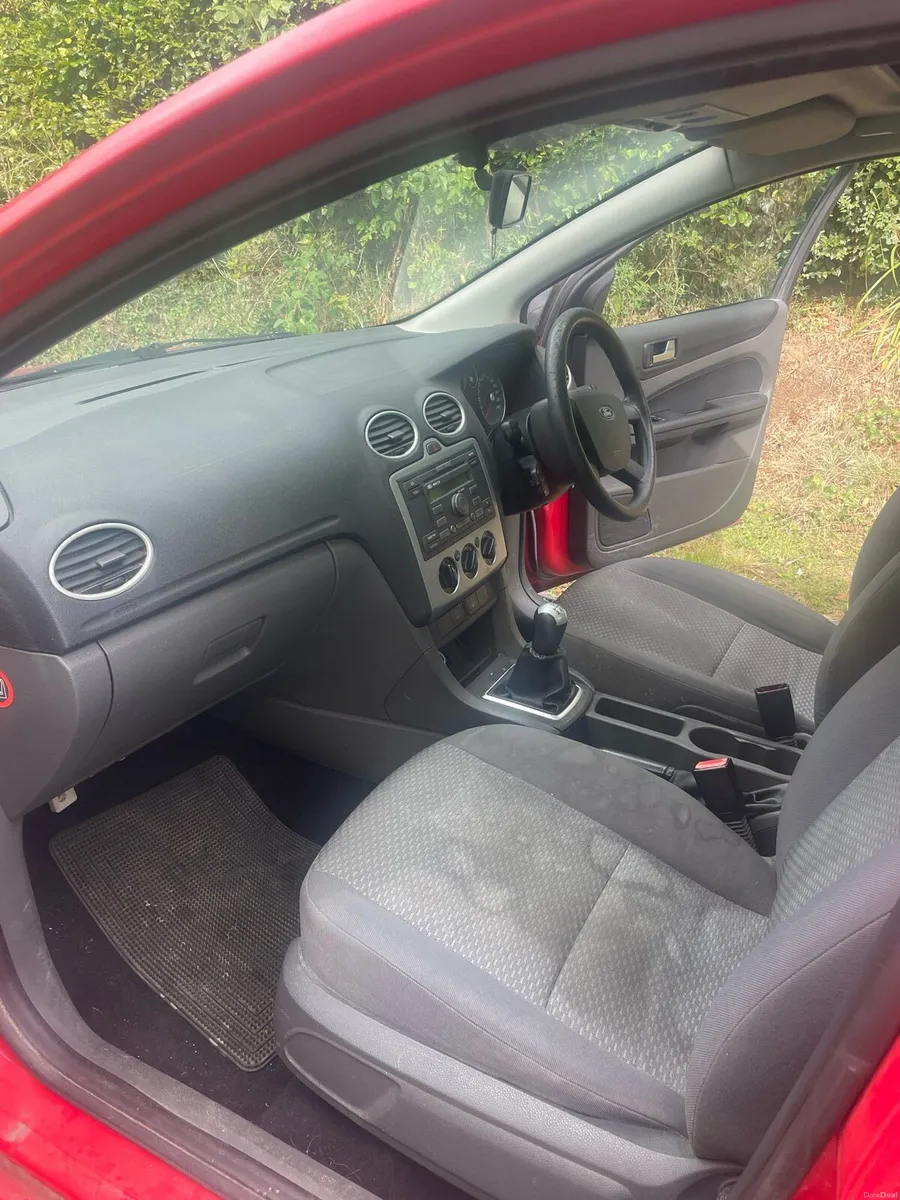 Ford Focus - Image 6