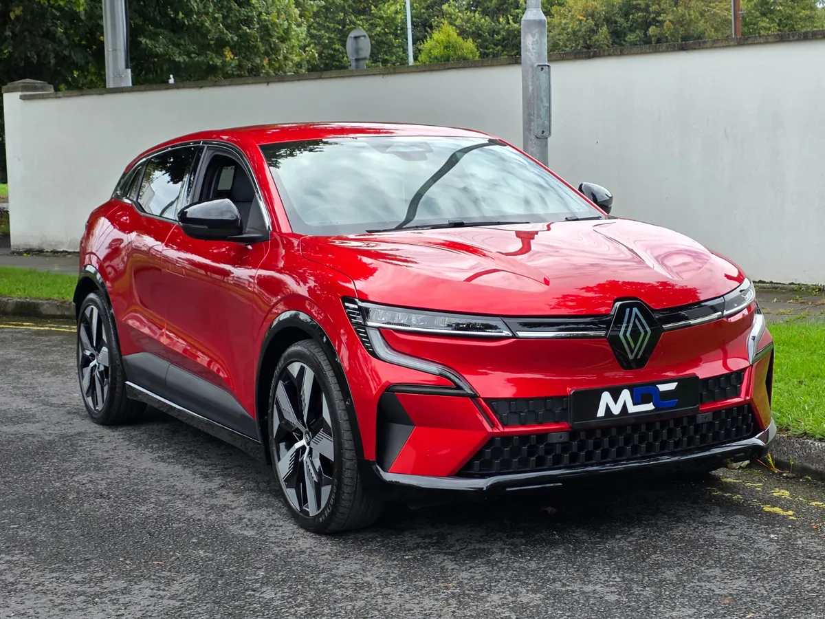 2024 Renault Megane E-Tech EV40 Techno *Only 13k* - Image 4