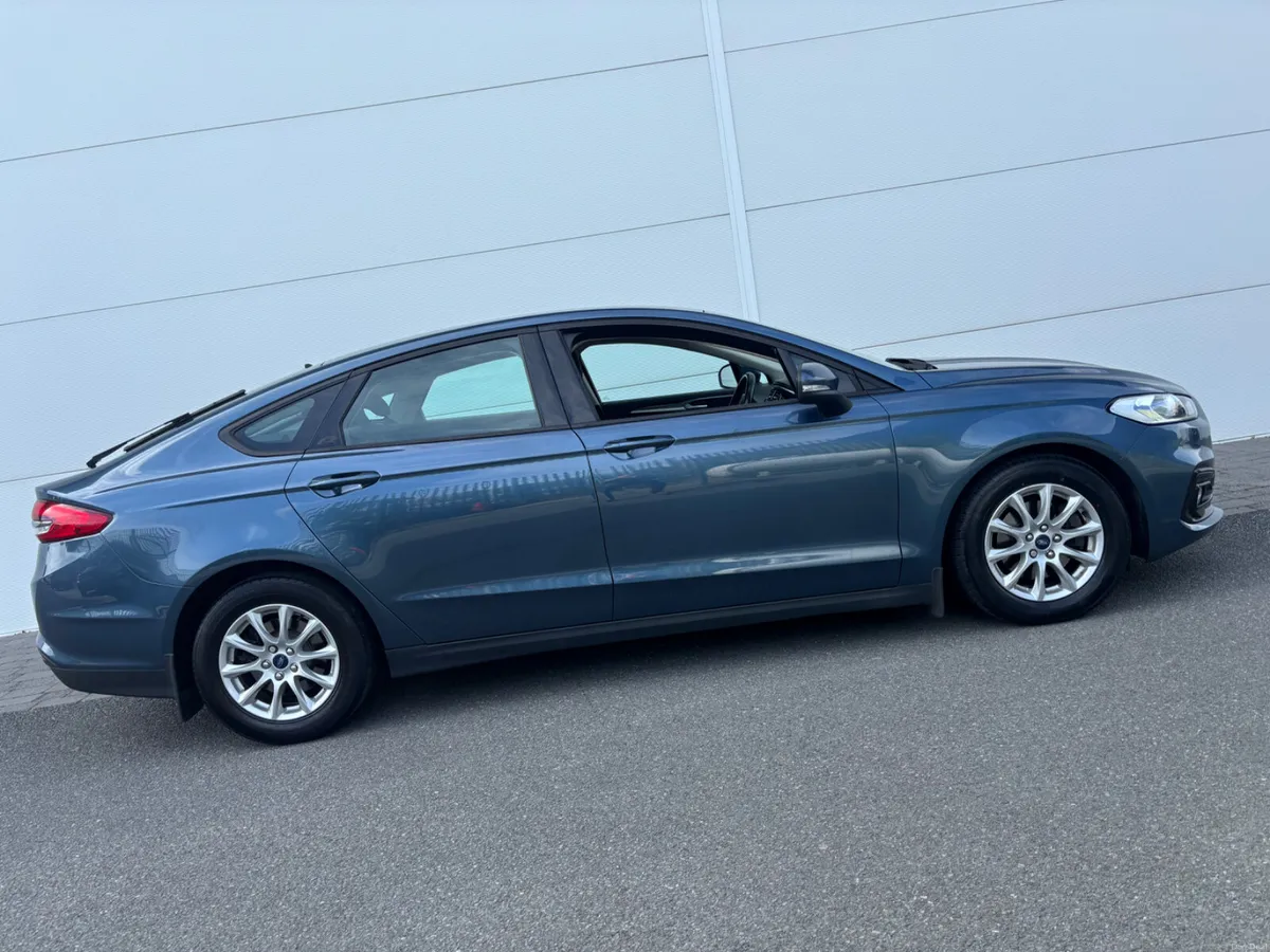 2019 FORD MONDEO 2.0D 150 ZETEC LOW KMS - Image 6
