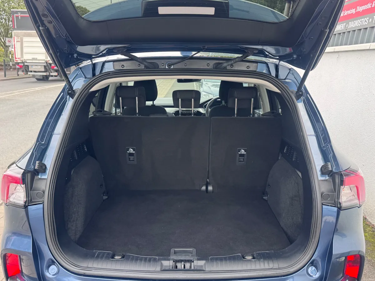 Ford Kuga 2021 - Image 6