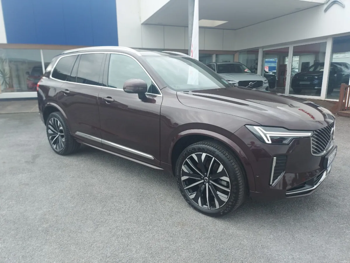 Volvo XC90 T8 PHEV PLUS BRIGHT AWD 5 - Image 4