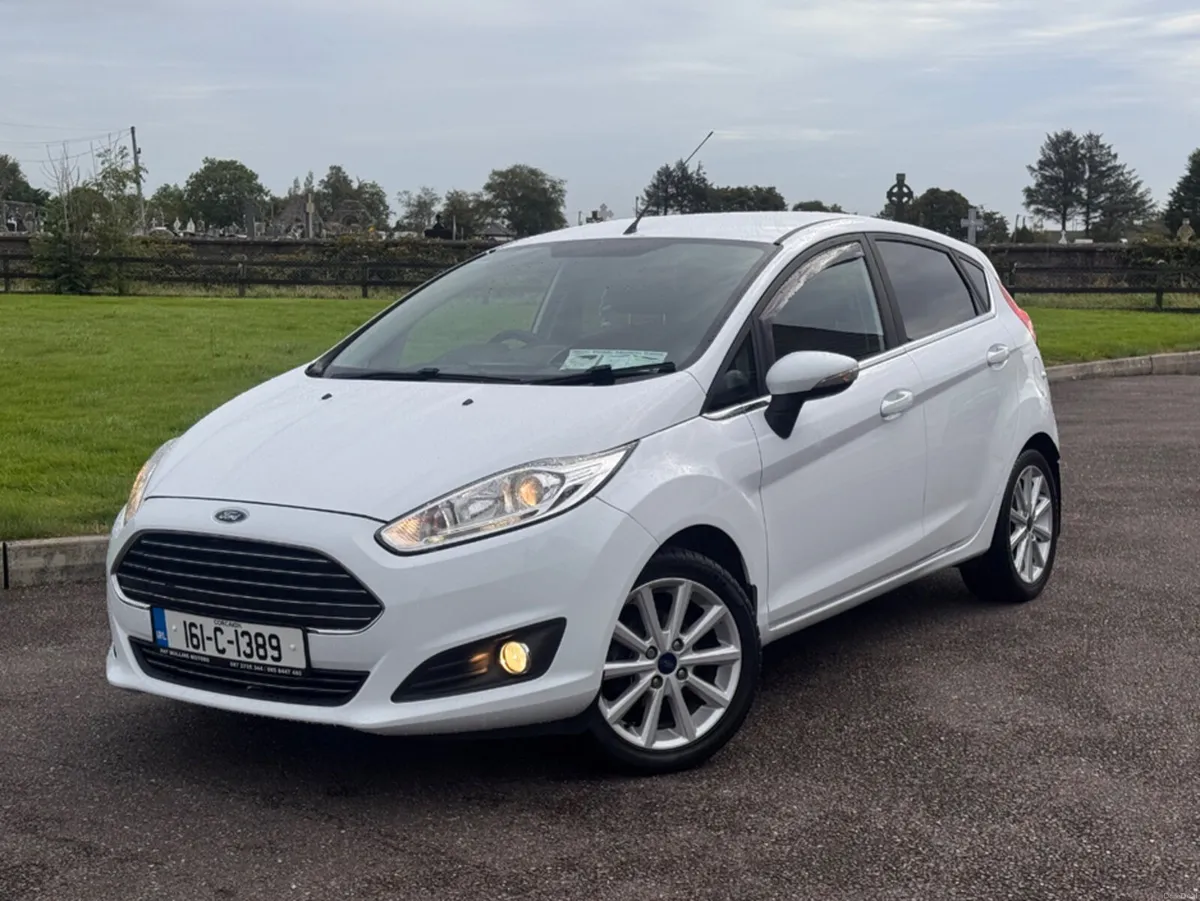 Ford Fiesta MCA TITANIUM 1.25 60PS M5 5 5DR 4DR - Image 2