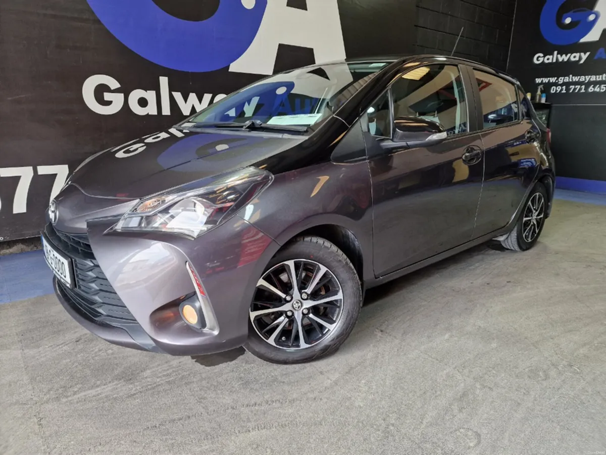 Toyota Yaris 1.5 VVTI ICON **SAT NAV, REVERSING CA - Image 4