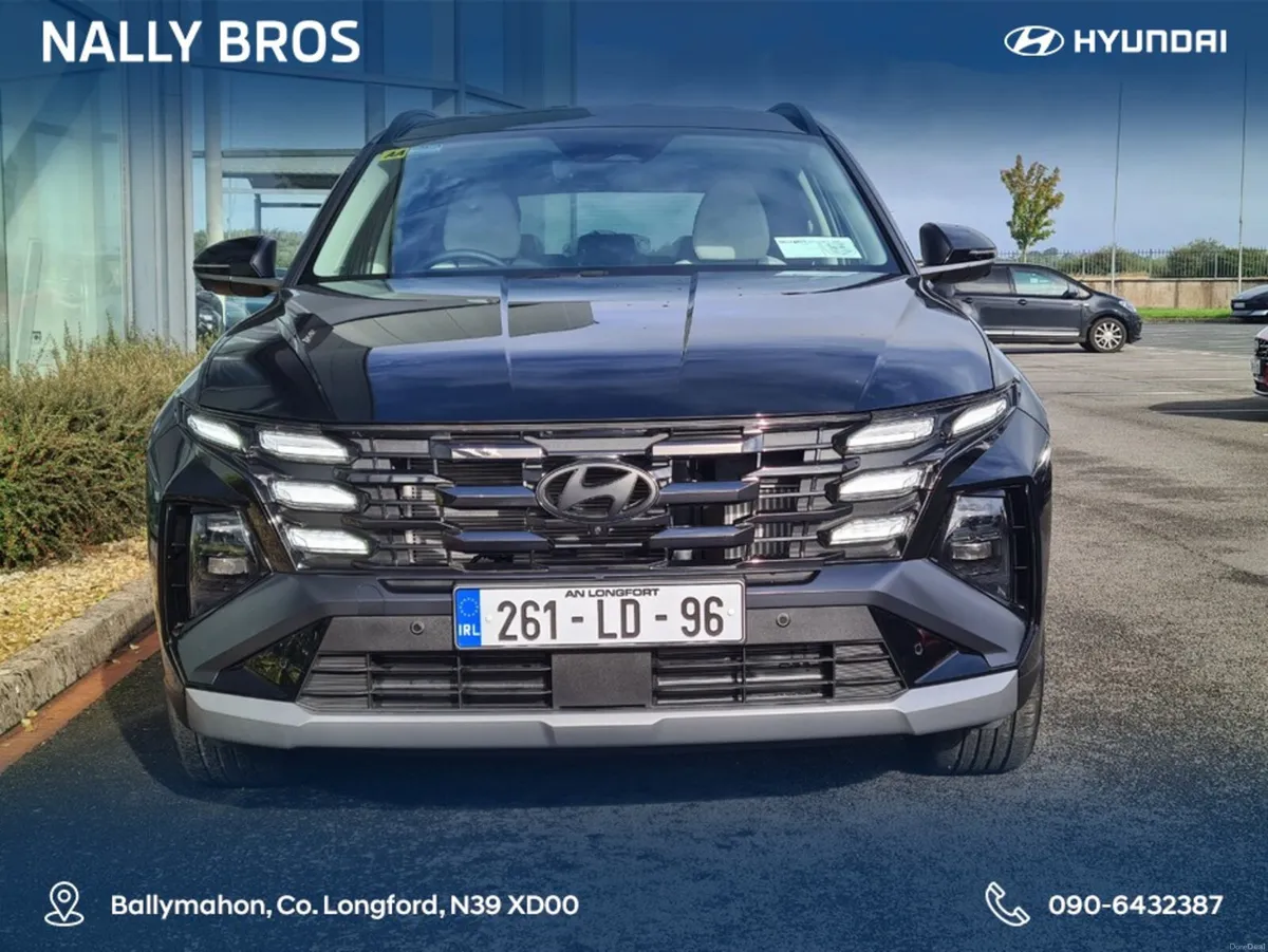 Hyundai Tucson EXECUTIVE PLUS 5DR - Image 2