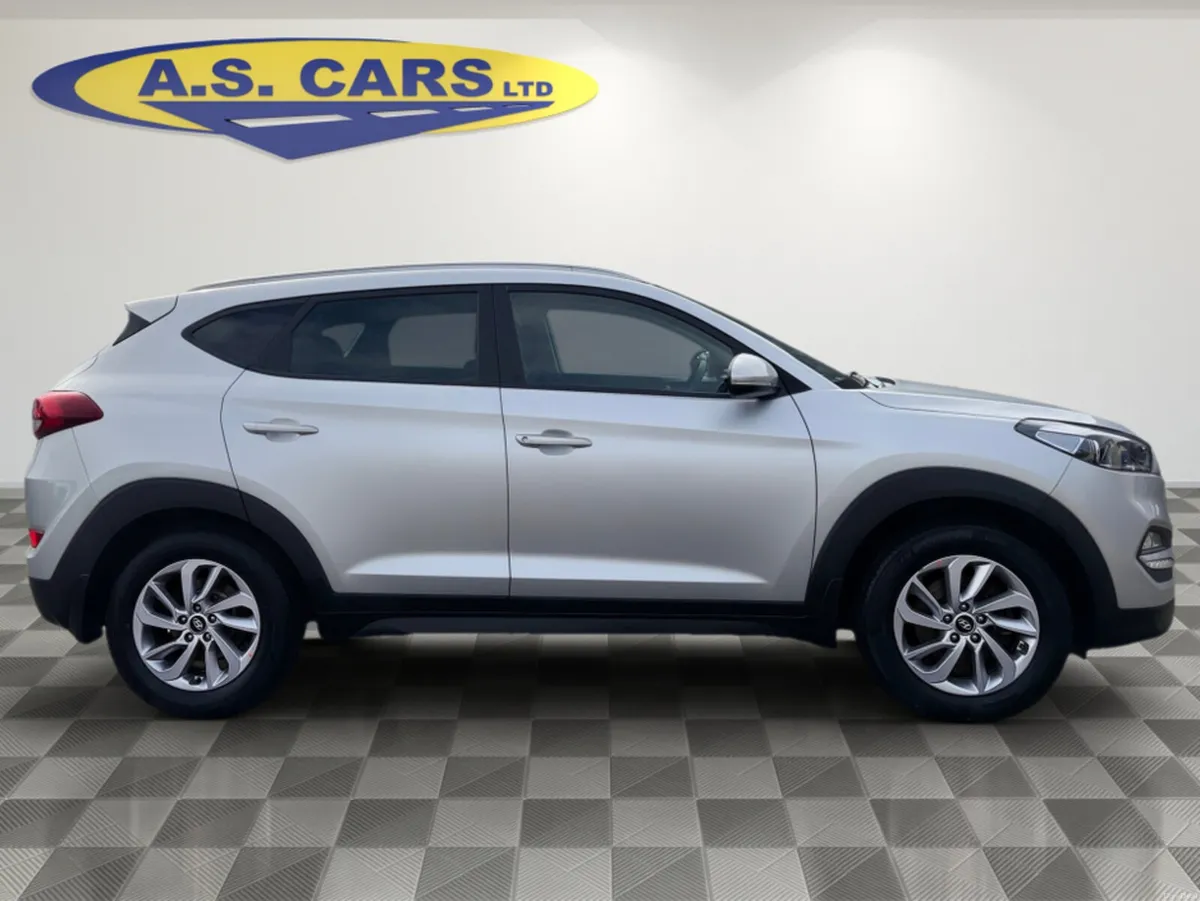 Hyundai Tucson IX35 COMFORT PLUS ** IRISH SUV ** 2 - Image 4