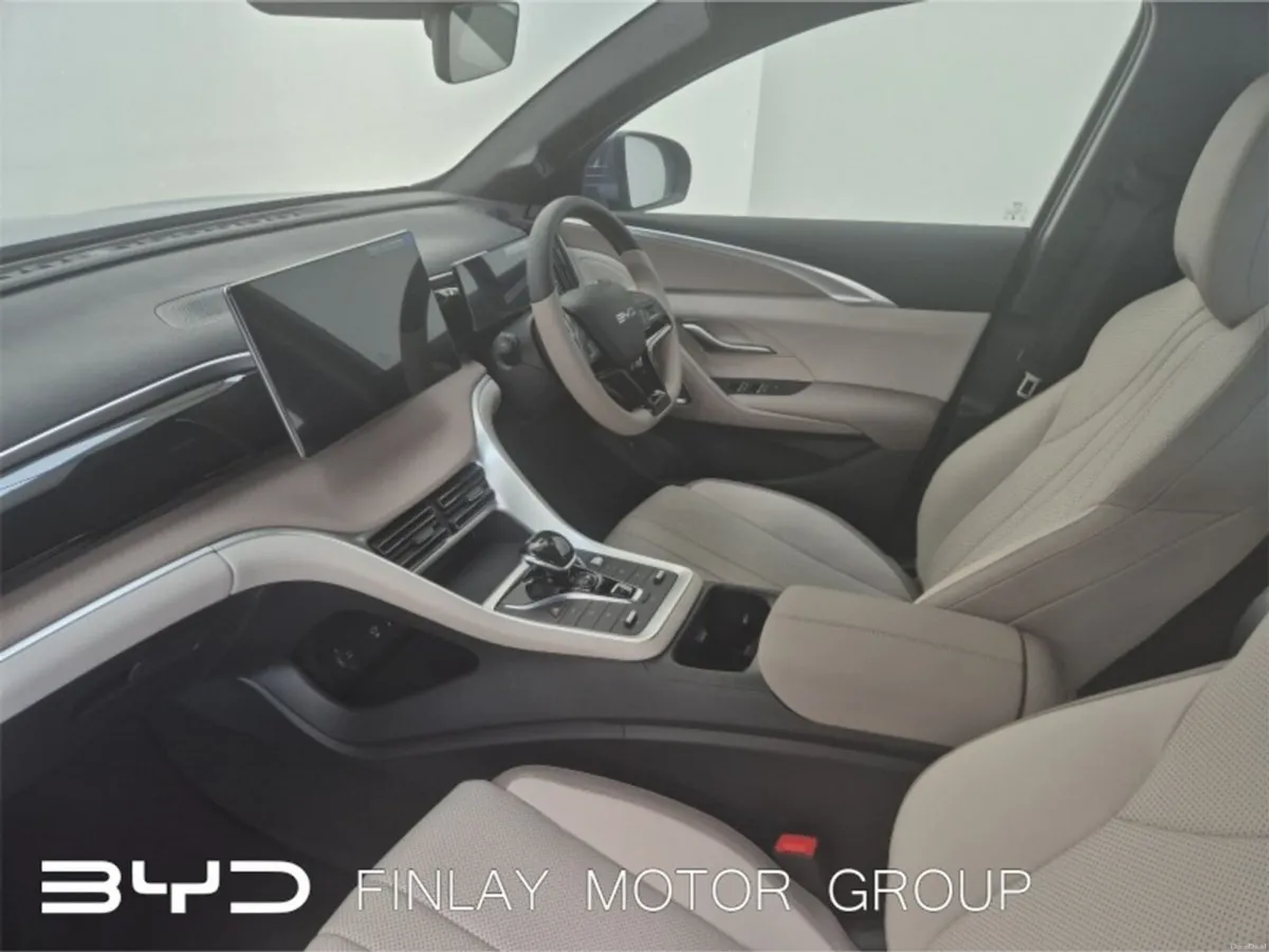 BYD SEALION 5 Comfort Plug-in Hybrid 50km Range - Image 4