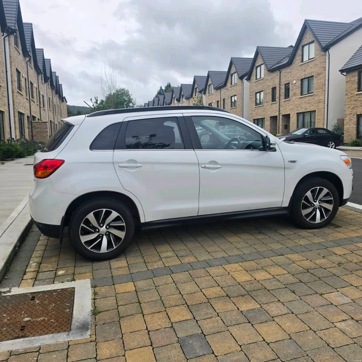 5250€ MITSUBISHI ASX 1.8DID LOW MILEAGE!!! NCT/TAX - Image 2