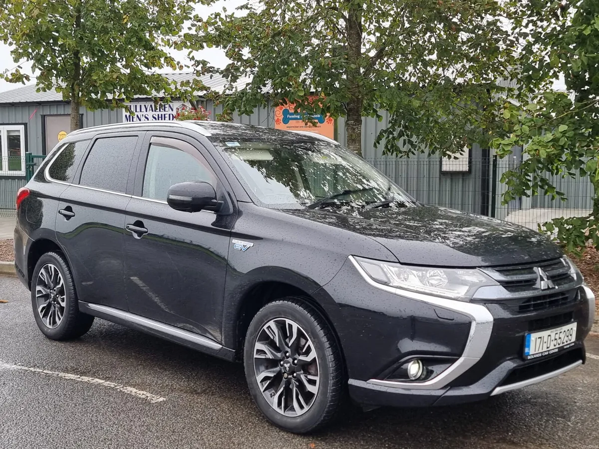 2017 MITSUBISHI OUTLANDER HYBRID AUTO €8,990 - Image 1
