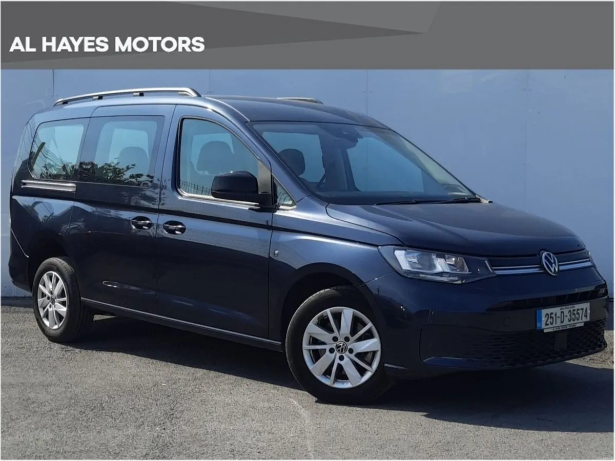 Volkswagen Caddy Maxi Life **AUTOMATIC**TINY MILEA - Image 1