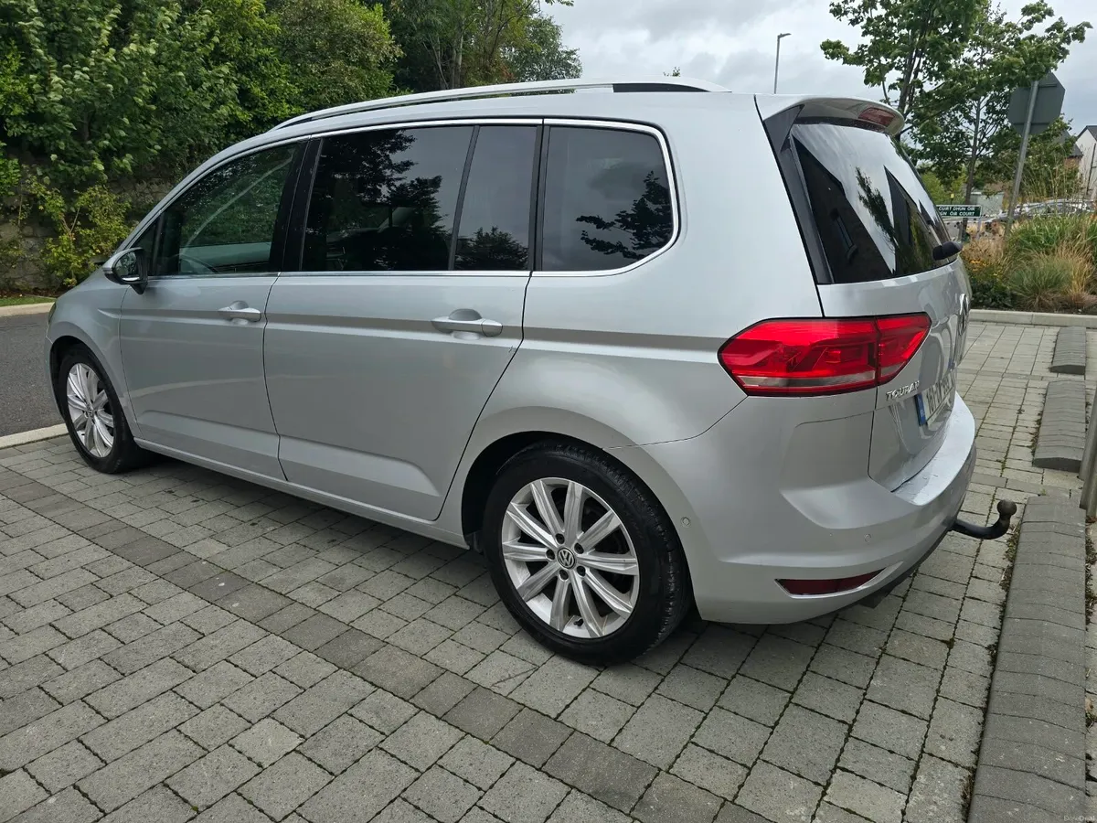 VW Touran 2.0 HIGHLINE / 1 OWNER / NEW NCT 06/28 - Image 4