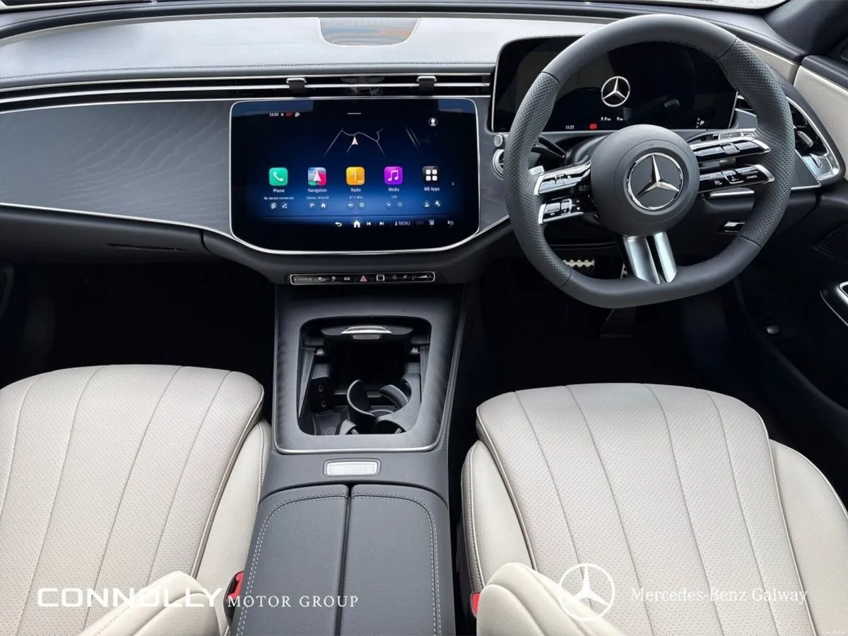 Mercedes-Benz E-Class E300de AMG Line *Night Packa - Image 4