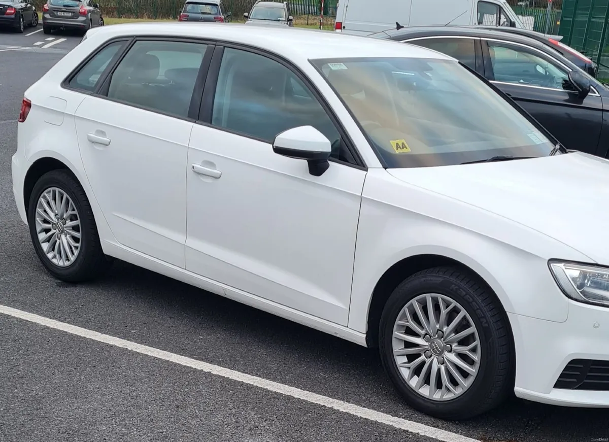 Audi A3 2017 - Image 5